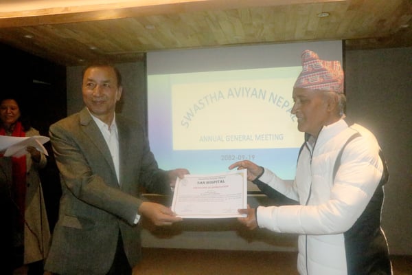 Distributing Certificate of Appreciation